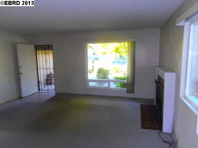2306 Shawn Dr, San Pablo, California 94806-1626