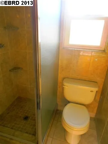 2306 Shawn Dr, San Pablo, California 94806-1626