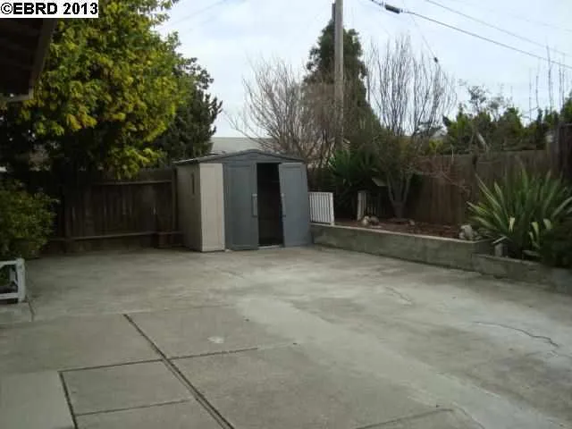 2306 Shawn Dr, San Pablo, California 94806-1626