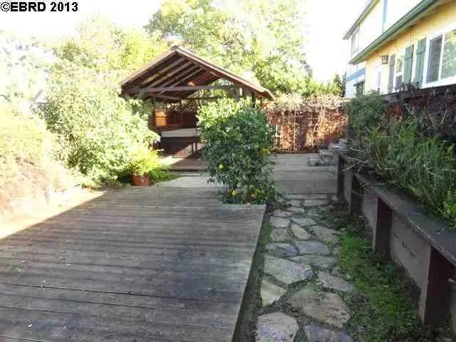 1778 Lefebvre Way, Pinole, California 94564-1952