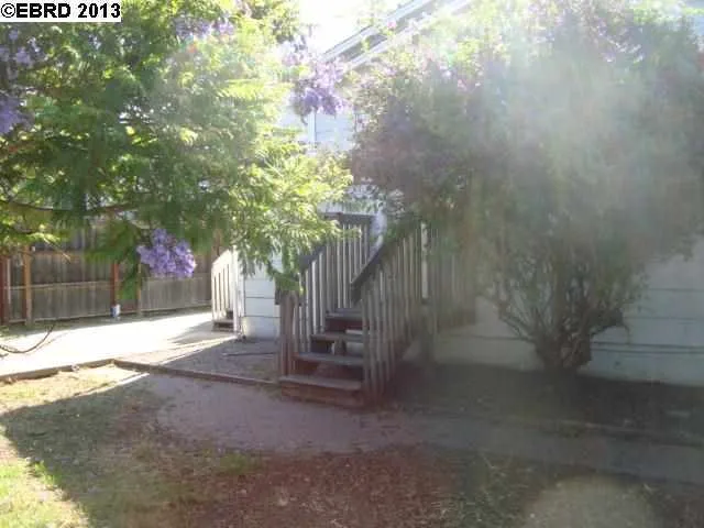 2935 18th St, San Pablo, California 94806-2342