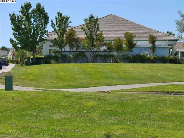 669 Baldwin Dr, Brentwood, California 94513-6908
