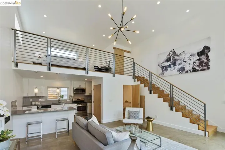 2835 Helen St, Oakland, California 94608