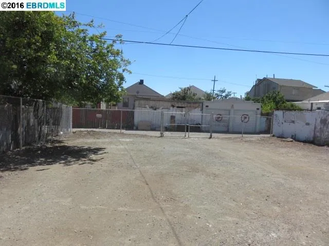 1917 Foothill, Oakland, California 94606
