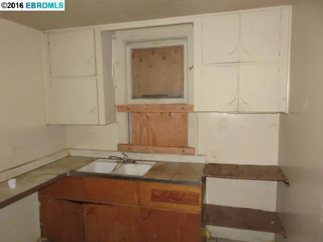 1917 Foothill, Oakland, California 94606