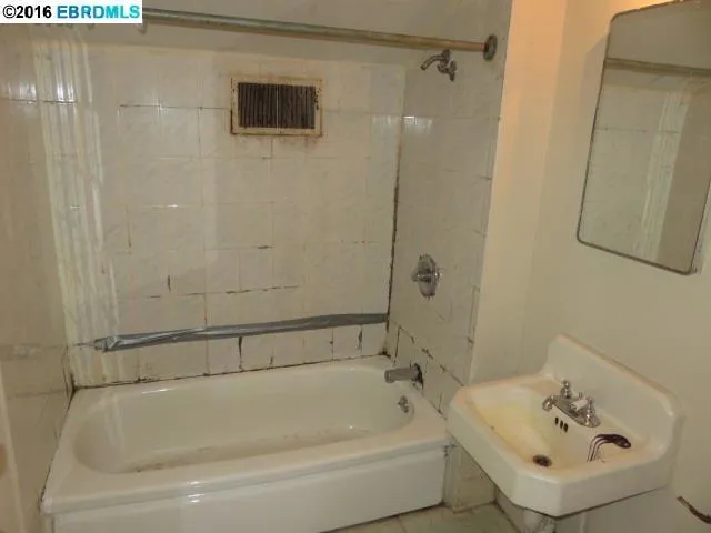 1917 Foothill, Oakland, California 94606