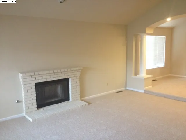 5428 Country View Dr, Richmond, California 94803-7300