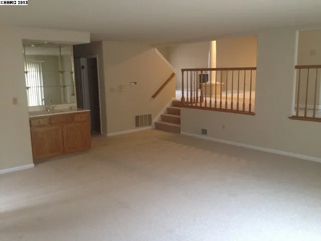 5428 Country View Dr, Richmond, California 94803-7300