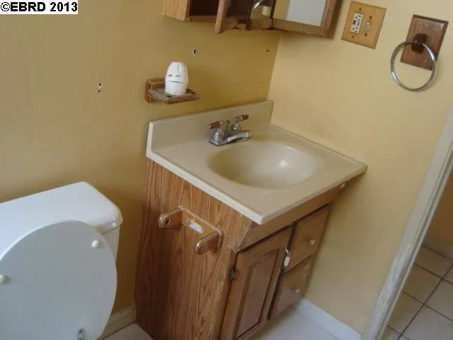148 Marina Way S, Richmond, California 94804-2536