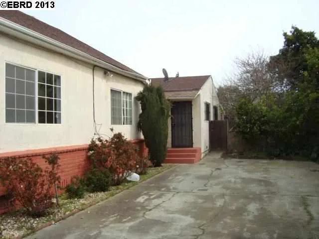 148 Marina Way S, Richmond, California 94804-2536