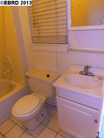 2625 Adeline St, Oakland, California 94607-2407