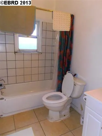 2625 Adeline St, Oakland, California 94607-2407