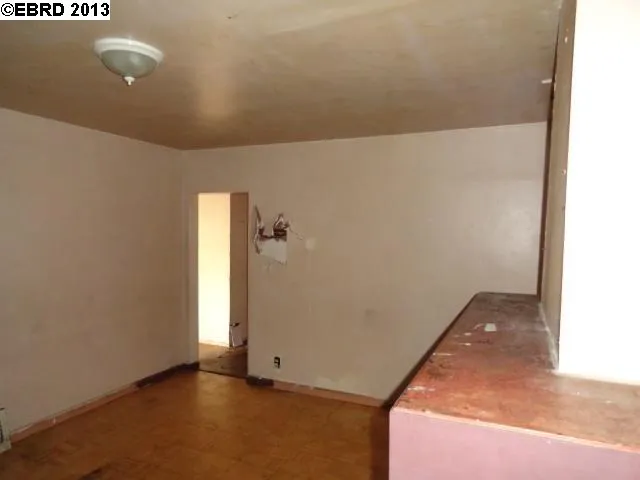 1326 Fitzgerald St, Oakland, California 94608-4104