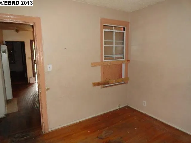 1326 Fitzgerald St, Oakland, California 94608-4104