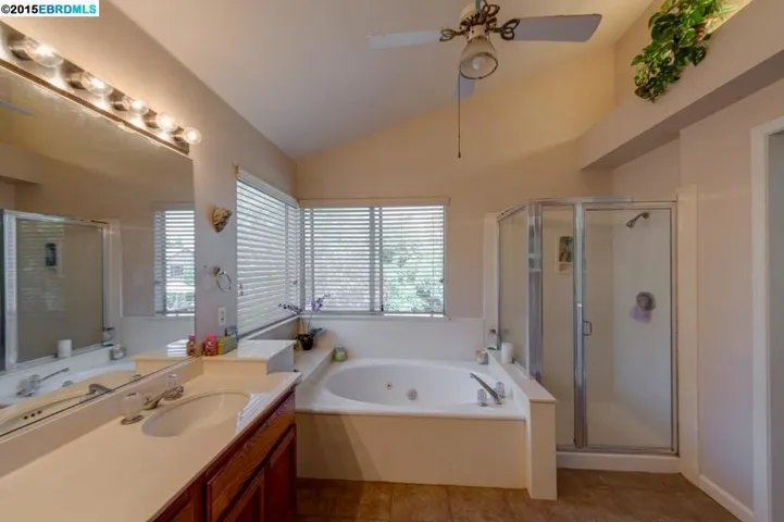 1055 Crescent Dr, Brentwood, California 94513