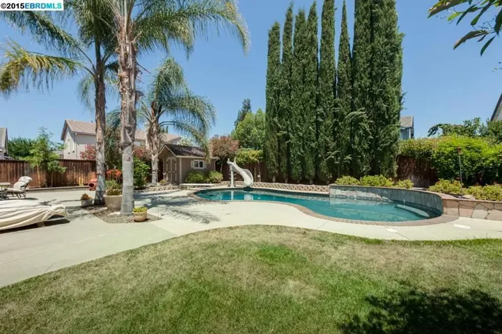 1048 Meadowgate Way, Brentwood, California 94513