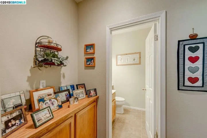 1048 Meadowgate Way, Brentwood, California 94513