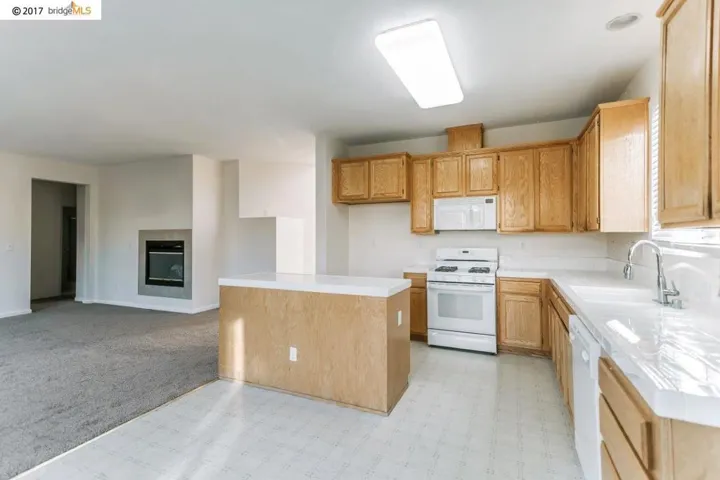 1226 San Benito Dr, Pittsburg, California 94565