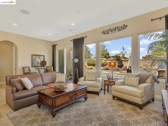 1567 California Trl, Brentwood, California 94513