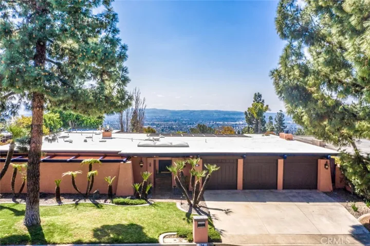 794 Via San Simon, Claremont, California 91711