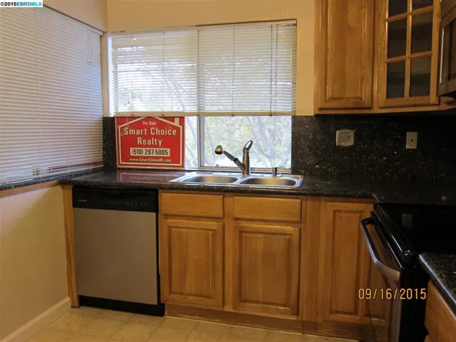 6812 Jarvis Ave, Newark, California 94560