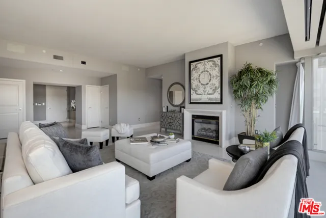 10727 Wilshire 1204, Los Angeles, California 90024
