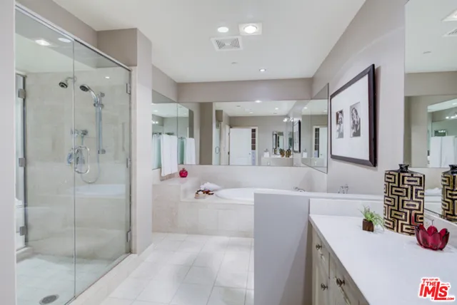 10727 Wilshire 1204, Los Angeles, California 90024