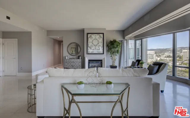 10727 Wilshire 1204, Los Angeles, California 90024