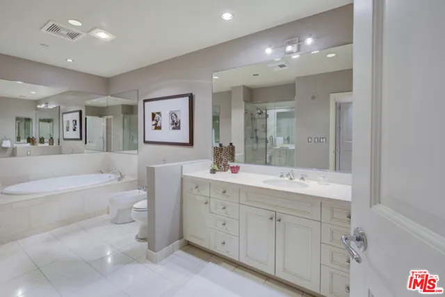 10727 Wilshire 1204, Los Angeles, California 90024