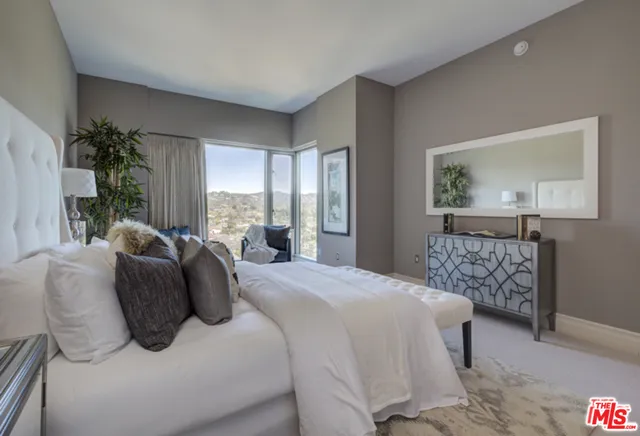 10727 Wilshire 1204, Los Angeles, California 90024