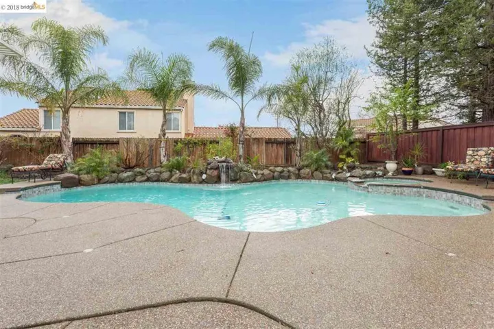 1220 Breakwater Way, Brentwood, California 94513
