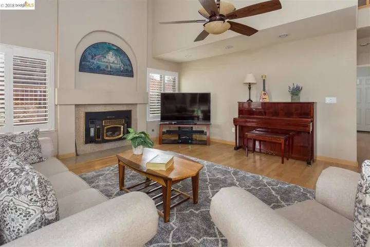 1220 Breakwater Way, Brentwood, California 94513
