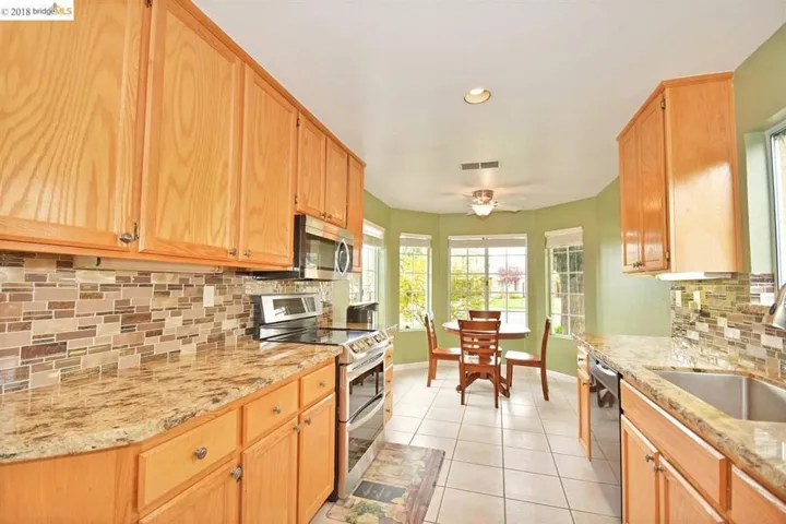 395 Surrey Way, Brentwood, California 94513