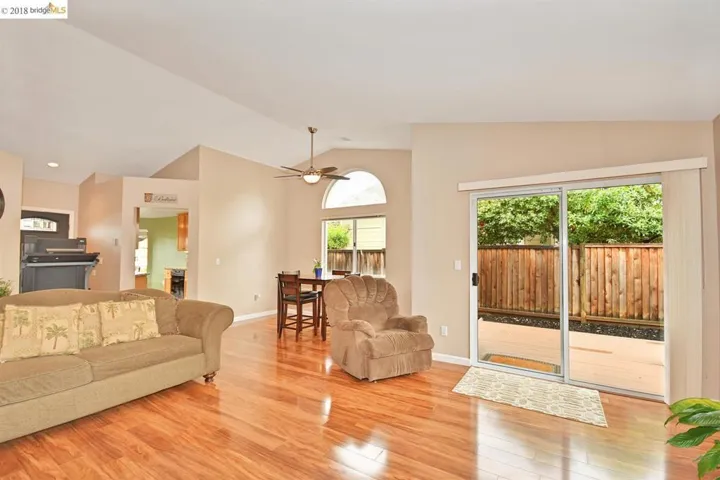 395 Surrey Way, Brentwood, California 94513