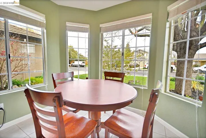 395 Surrey Way, Brentwood, California 94513