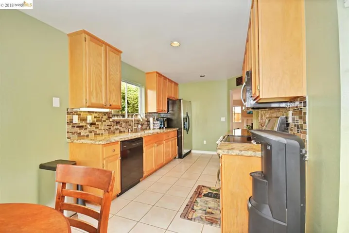 395 Surrey Way, Brentwood, California 94513