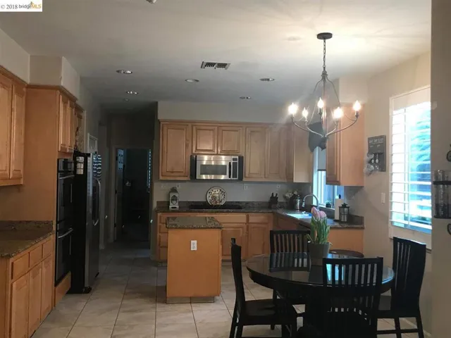 840 Vernazze Ct, Brentwood, California 94513