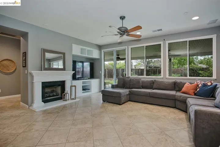 208 Continente Ave, Brentwood, California 94513