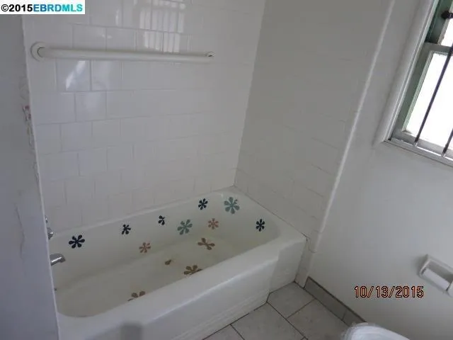 1931 98th Ave, Oakland, California 94603