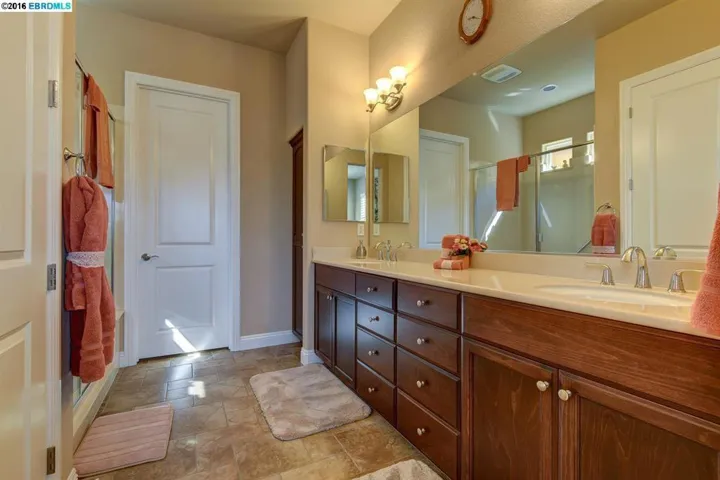 1612 Zinfandel Dr, Brentwood, California 94513