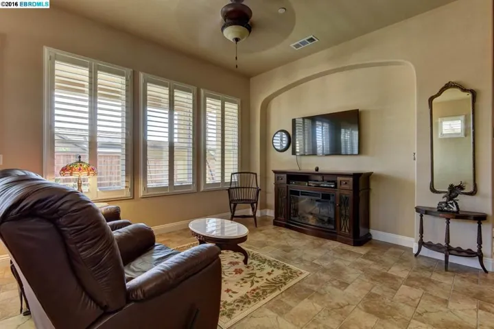 1612 Zinfandel Dr, Brentwood, California 94513
