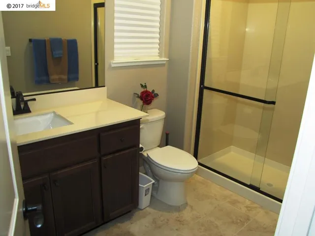 833 Bluestone Dr, Oakley, California 94561