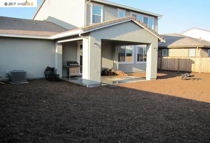 833 Bluestone Dr, Oakley, California 94561