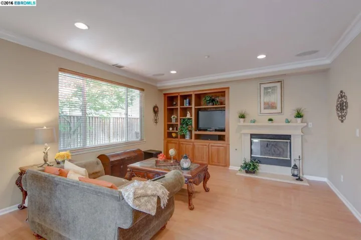 871 Mericrest St, Brentwood, California 94513