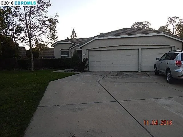 3436 Tioga Dr, Stockton, California 95209