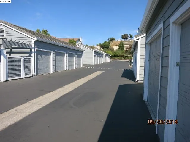 610 Waterford Pl, Pinole, California 94564-2668
