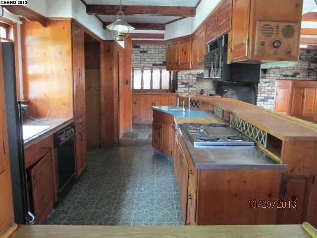 4055 Sequoyah Rd, Oakland, California 94605-4537