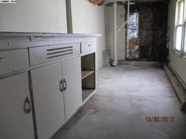 4055 Sequoyah Rd, Oakland, California 94605-4537