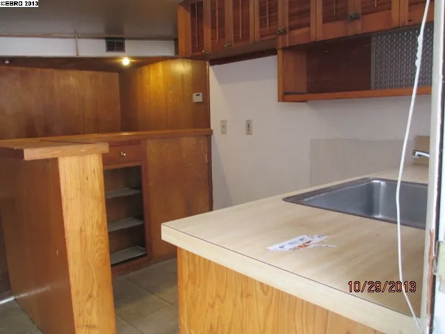 4055 Sequoyah Rd, Oakland, California 94605-4537