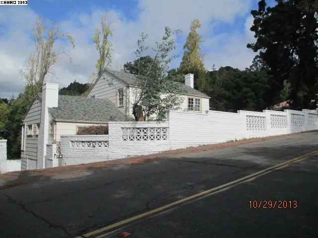 4055 Sequoyah Rd, Oakland, California 94605-4537
